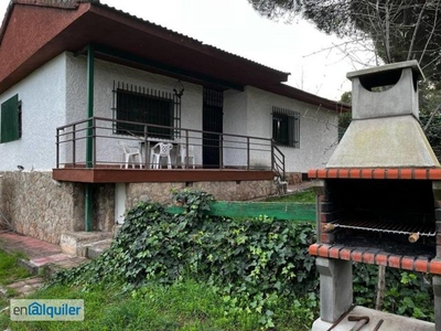 Alquiler casa con 2 baños Pedrezuela