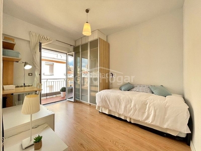 Alquiler piso en calle jerónima llorente 48 piso con 2 habitaciones amueblado con ascensor y calefacción en Madrid