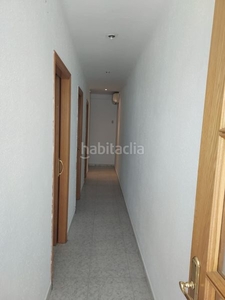 Alquiler piso en carrer orient 24 piso con 3 habitaciones con ascensor y aire acondicionado en Reus