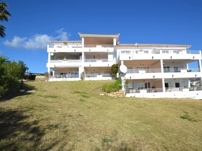 Apartamento en venta en Estepona, Málaga