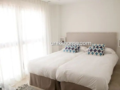 Apartamento fabuloso apartamento en primera línea de playa en Estepona