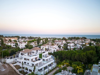 Ático en venta en Lomas De Marbella, Marbella, Málaga