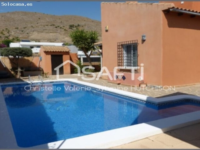Atractiva villa de tres dormitorios con piscina, Fortuna, Murcia