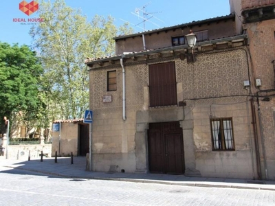 Casa con terreno en Segovia