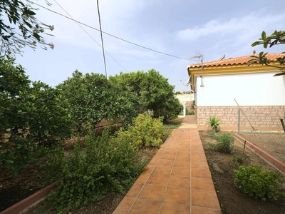 Chalet en venta en Rincón de la Victoria, Málaga