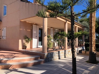 Chalet en venta en Torrevieja, Alicante