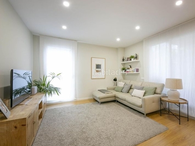 Piso con 4 habitaciones con ascensor, parking, piscina y calefacción en Sant Cugat del Vallès