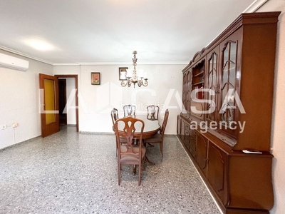 Piso excelente piso en venta en islas canarias (Camí Fondo) en Valencia