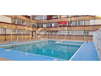 ÚNICO!! CÉNTRICO APARTAMENTO CON DOS AMBIENTES Y CON ACCESO A DOS PISCINAS!