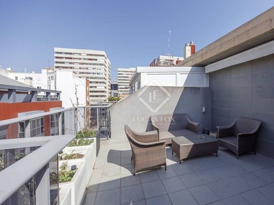 Alquiler de piso en Mestalla de 3 habitaciones con terraza y garaje