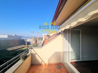 Alquiler de piso en O Berbés - Peniche de 2 habitaciones con terraza y garaje