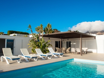 Casa 3 habitaciones de 180 m² en Playa Blanca (35580)