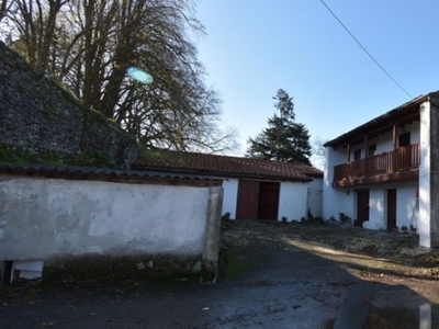 Casa unifamiliar con terreno en venta en Solórzano.