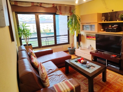 Piso 2 habitaciones de 65 m² en Oviedo (33013)