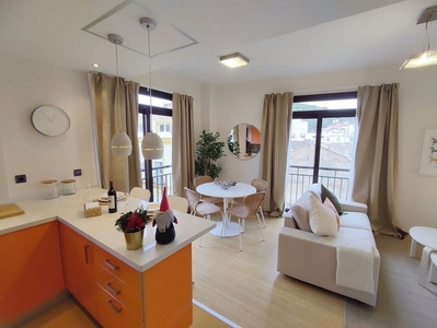 Venta de piso en El Ejido - La Merced - La Victoria de 1 habitación con balcón y aire acondicionado