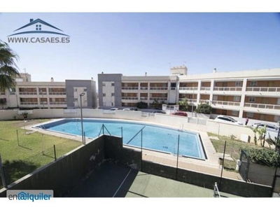 Alquiler piso terraza Aguadulce