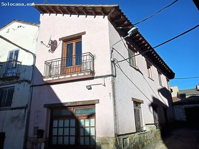 Casa de Pueblo en Venta en Guadalaviar, Teruel