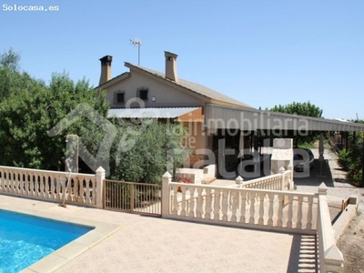 Chalet con piscina en Purias de Lorca