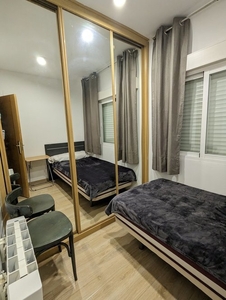 Habitación bonita y cómoda en Portazgo