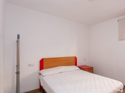 Habitación privada en apartamento de 4 dormitorios en Getafe