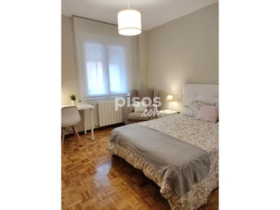 Habitaciones en C/ Santa Isabel, Segovia Capital por 330€ al mes