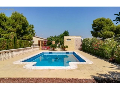 Villa en Venta en San Vicente del Raspeig, Alicante