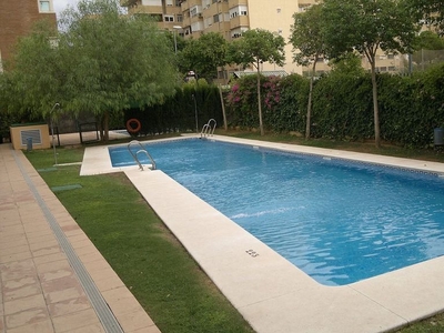 Alquiler de piso en Tres Huertas - El Torrejón - El Cerezo de 3 habitaciones con piscina y garaje