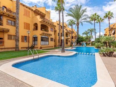 Apartamento en venta en Los Europeos, Torrevieja, Alicante