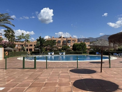Ático en venta en calle Casares del Sol de 2 habitaciones con terraza y piscina