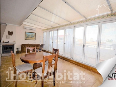 Ático en venta en Zona Llombai de 3 habitaciones con terraza y garaje