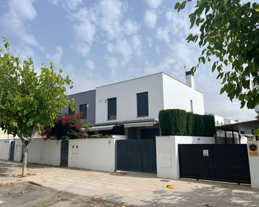 Casa en venta en Torre de la Horadada, Pilar de la Horadada, Alicante