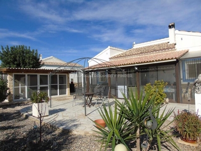 Chalet en venta en Arboleas, Almería