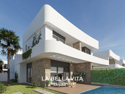 Chalet en venta en Los Montesinos, Alicante