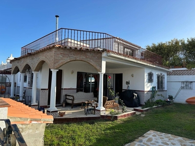 Chalet en venta en Manilva, Málaga