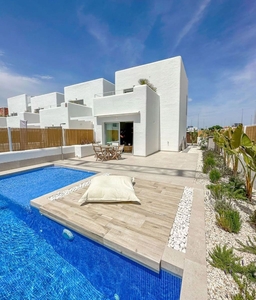 Chalet en venta en San Fulgencio, Alicante