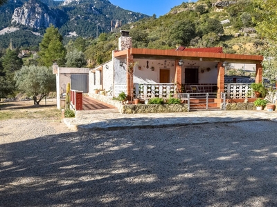 Finca/Casa Rural en venta en Alfara de Carles, Tarragona