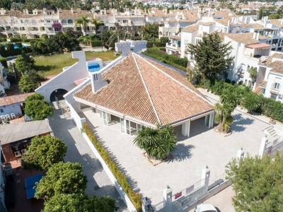 Negocio en venta en Paraiso - Barronal, Estepona, Málaga