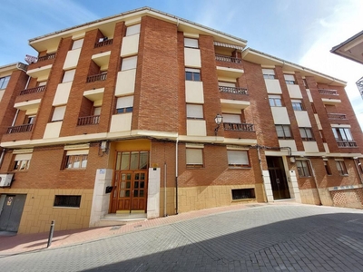 Piso en venta en calle Salamanca de 3 habitaciones con terraza y calefacción