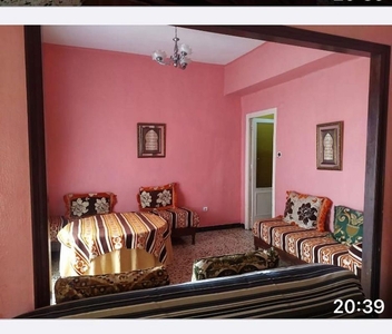 Piso en venta en Melilla de 3 habitaciones con balcón