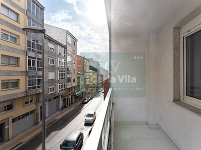 Venta de piso en calle Quiroga de 3 habitaciones con terraza y garaje