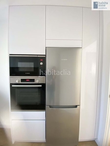 Alquiler piso en calle navalcarnero piso con 2 habitaciones con calefacción y aire acondicionado en Madrid