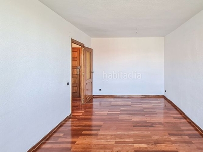 Alquiler piso apartamento de 1 dormitorio con plaza de garaje y piscina en Ciudad Universitaria en Madrid