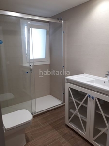 Alquiler piso en avinguda ramón i cajal 27 piso con 4 habitaciones amueblado con ascensor, calefacción y aire acondicionado en Tarragona