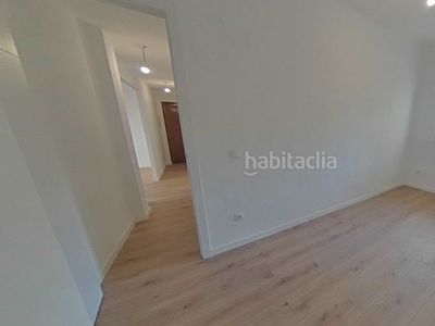 Alquiler piso en c/ arroyo bueno solvia inmobiliaria - piso en Madrid