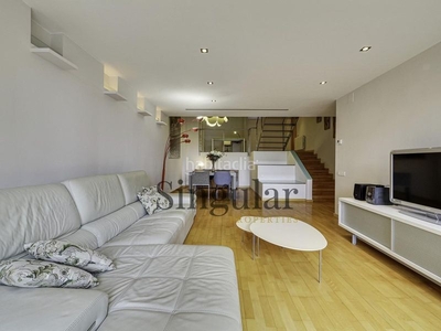 Alquiler piso exclusivo tríplex en alquiler reformado con terraza y parquing en Barcelona