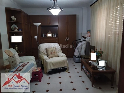Casa adosada con 4 habitaciones amueblada con aire acondicionado en Cartagena