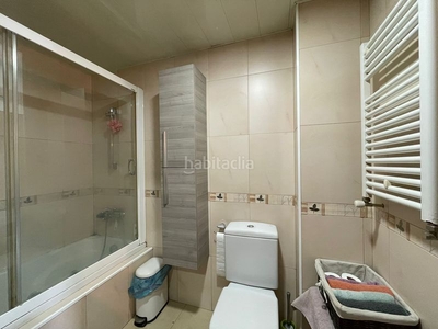 Piso con 3 habitaciones amueblado con ascensor, calefacción, aire acondicionado y vistas al mar en Barcelona