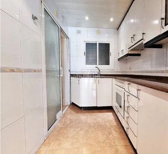 Piso en venta en nou barris - Porta, 3 dormitorios. en Barcelona