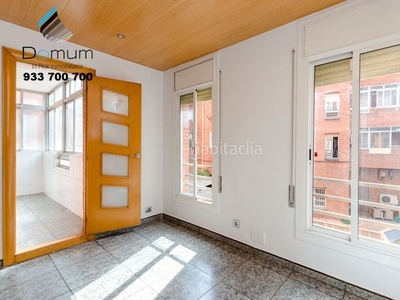 Piso en venta en zona sant jordi - sagnier, 87 m2, 4 hab., balcón, ascensor. en Prat de Llobregat (El)