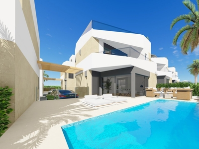 Venta de casa con piscina y terraza en Nueva Torrevieja, Aguas nuevas, Los Altos